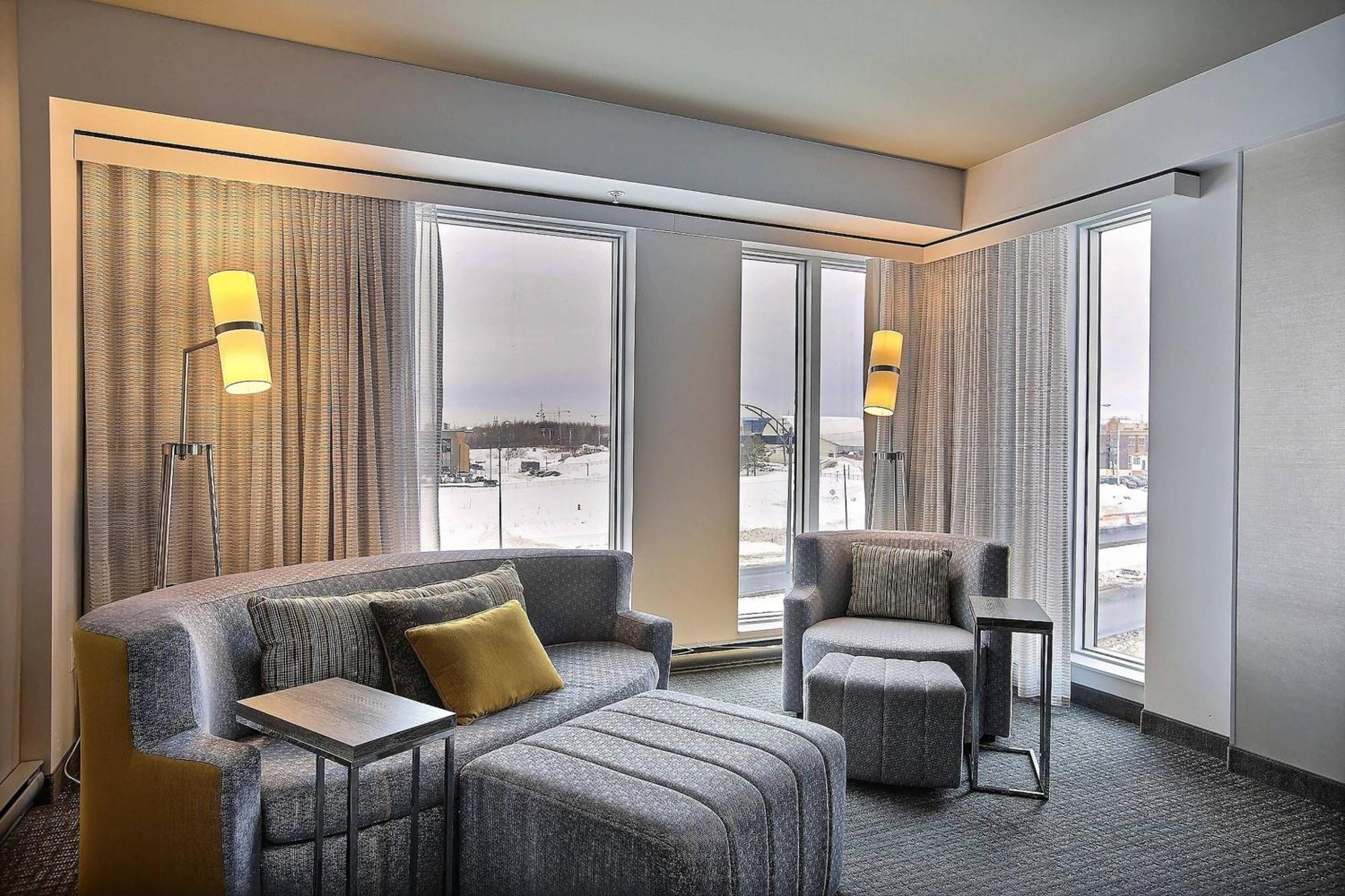 Courtyard By Marriott Квебек Экстерьер фото