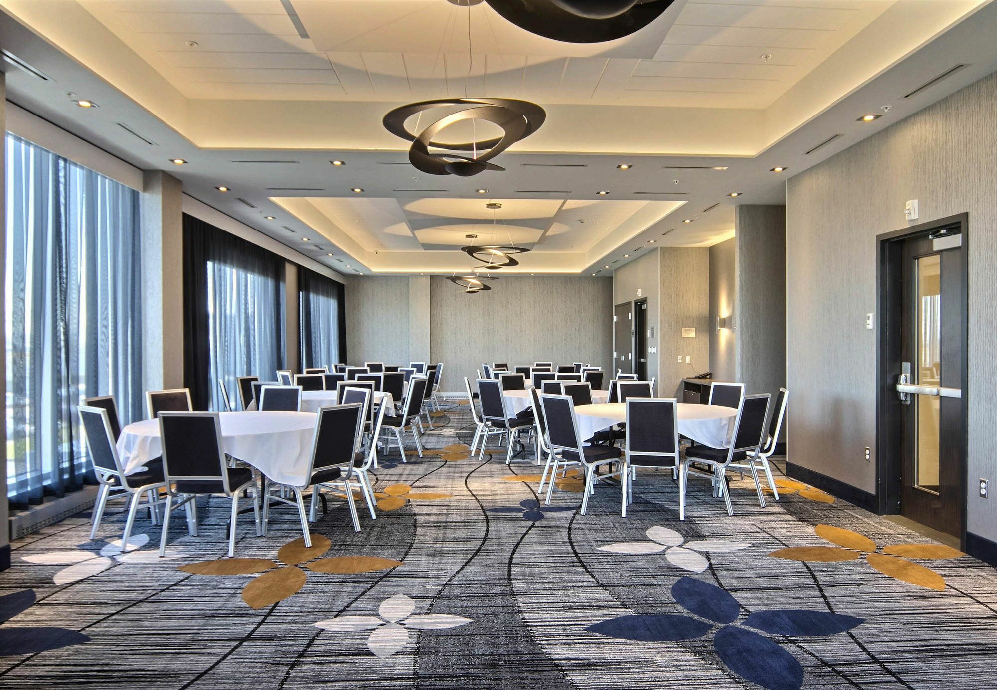 Courtyard By Marriott Квебек Экстерьер фото