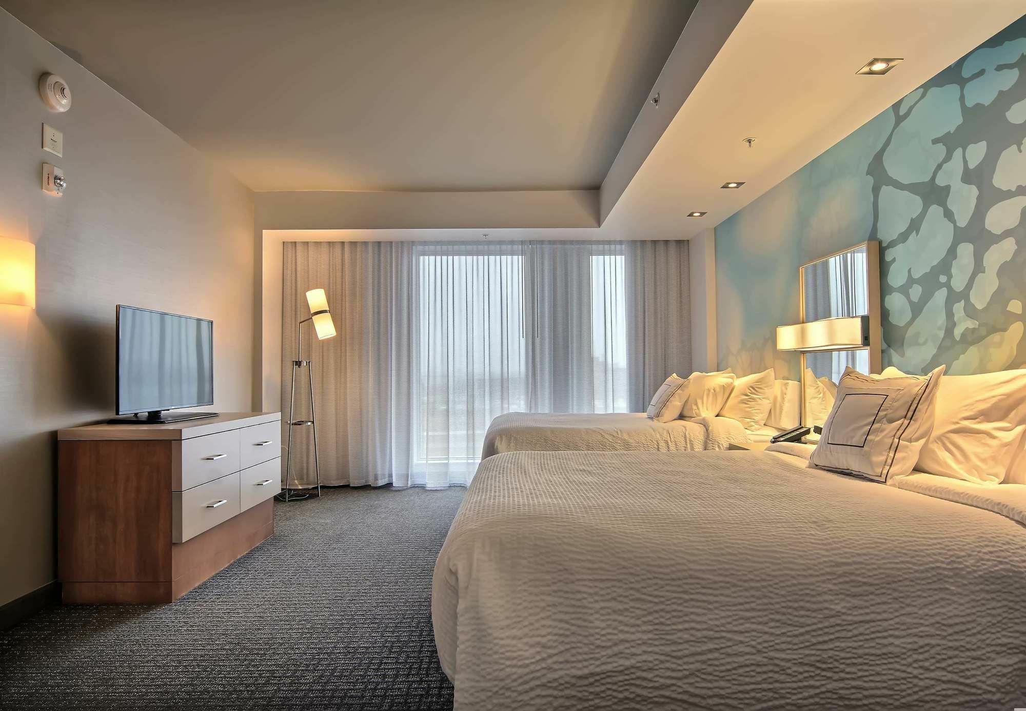 Courtyard By Marriott Квебек Экстерьер фото
